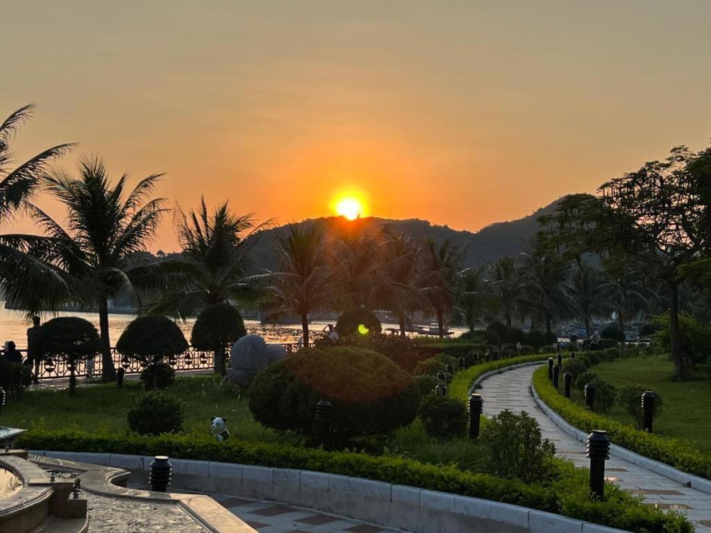 Thai Bao Hotel And Restaurant Chan Chau Екстериор снимка